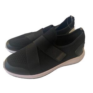 Danskin Encourage Ultra Light Memory Foam Black Slip-Ons in Ladies Size 7.5
